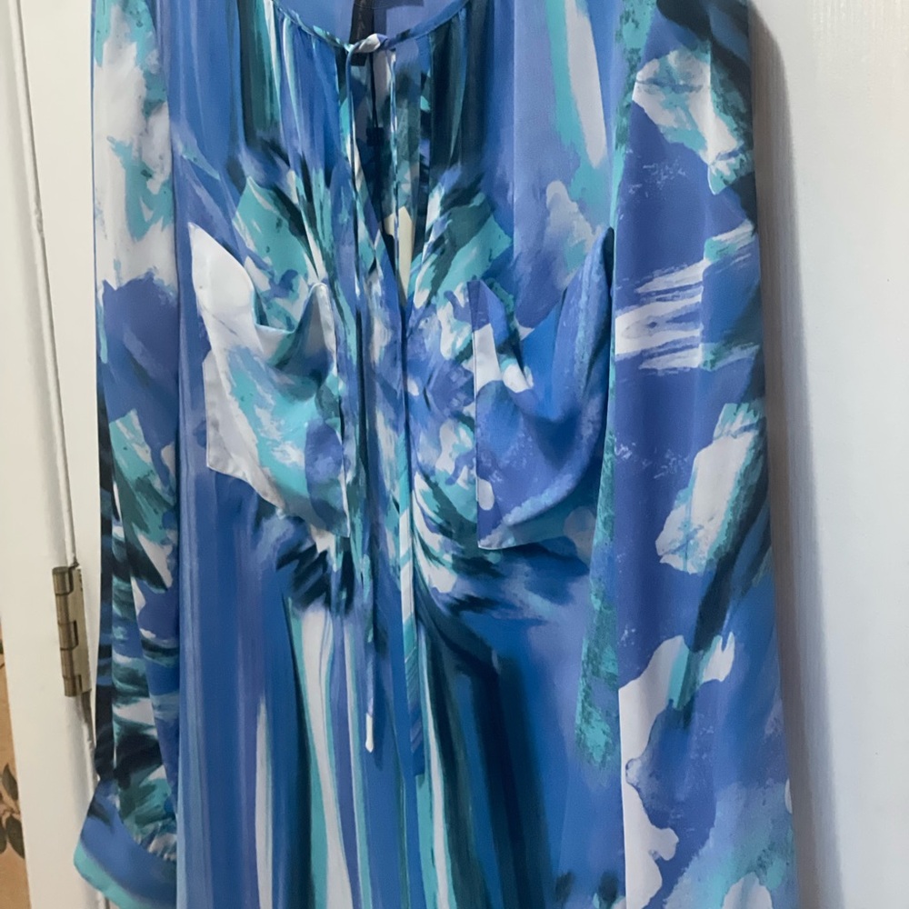 BCBGMaxAzria Blue and White Long Sleeve Dress - Picture 2 of 9
